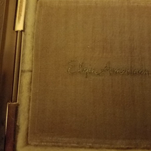 Vintage Elgin America Compact - Picture 3 of 8